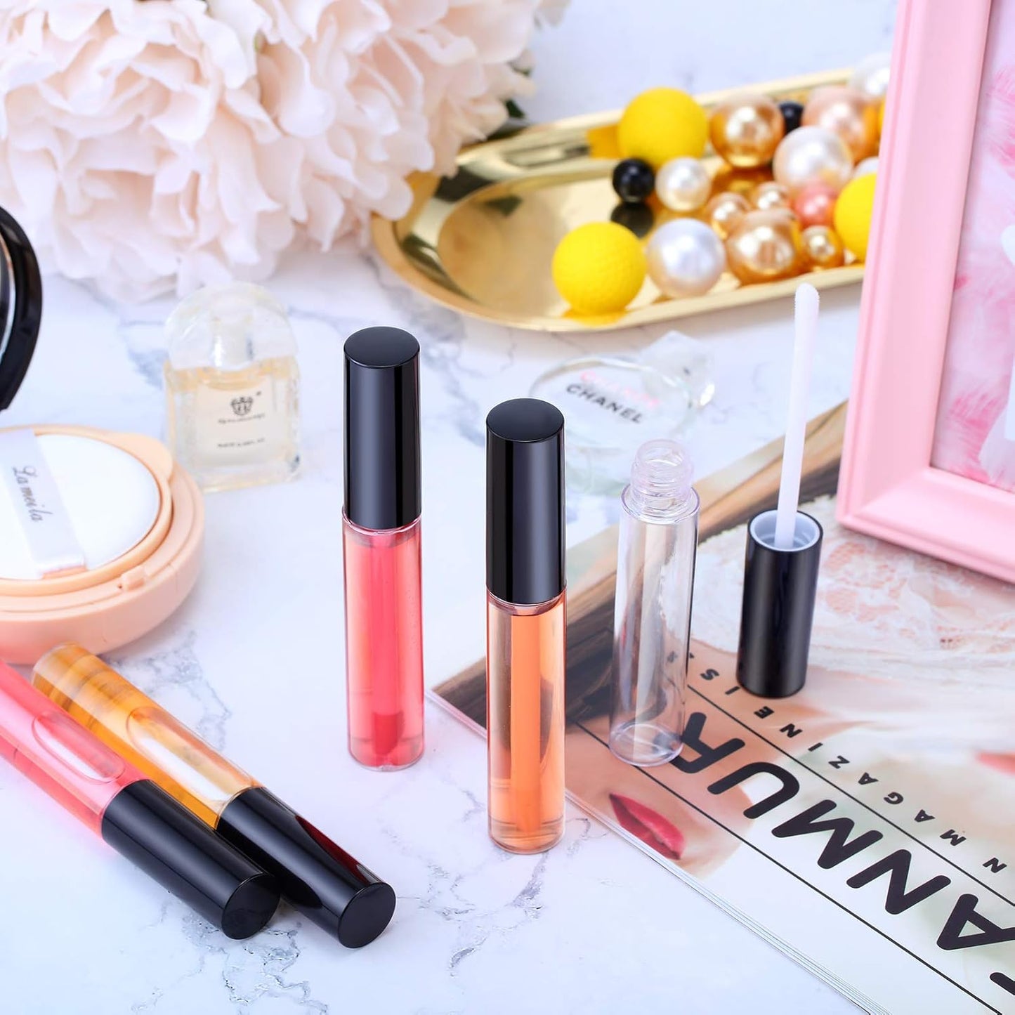200 Pcs 10 Ml Lip Gloss Tubes Bulk Empty Plastic Lip Gloss Containers Clear Tubes with Wand and Rubber Inserts Refillable Balm Containers Bottles for Travel DIY Makeup